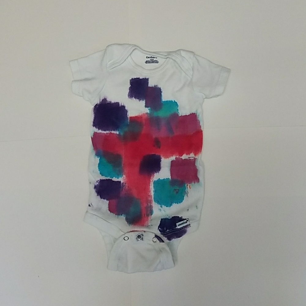 Tie-dye Gerber onesie Age 3 to 6 months